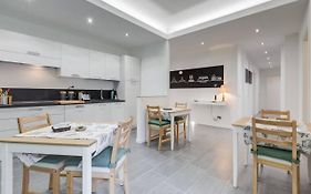 Av Domus Vatican St.Peter B&B